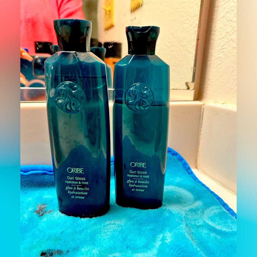 Curl Gloss Hydration Hold Oribe